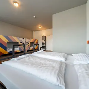 A&o Zuidoost Hostal